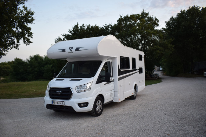 Rimor Kilig 50, Camper and Motorhome rental in Croatia | Camper Adriatic Pazin
