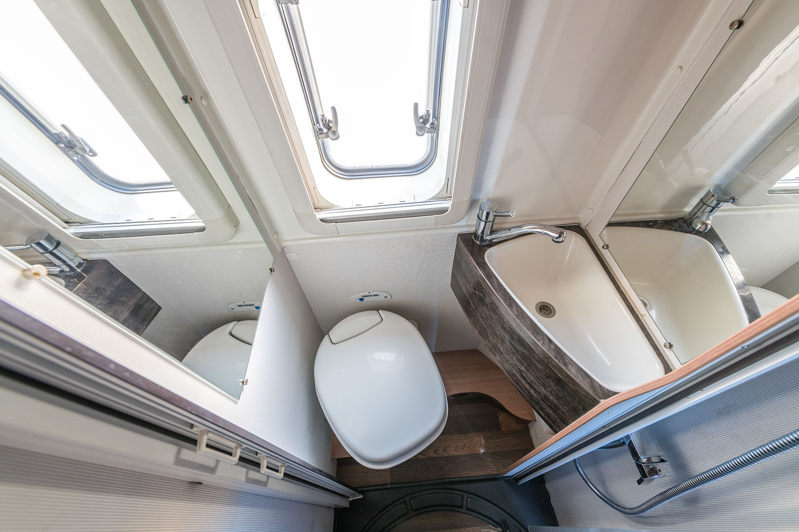 Adriatic Max 128 &ndash; 9